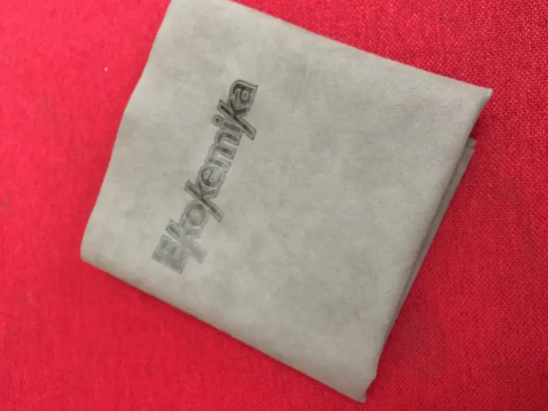 Khăn lau kính chuyên dụng AMARETTA